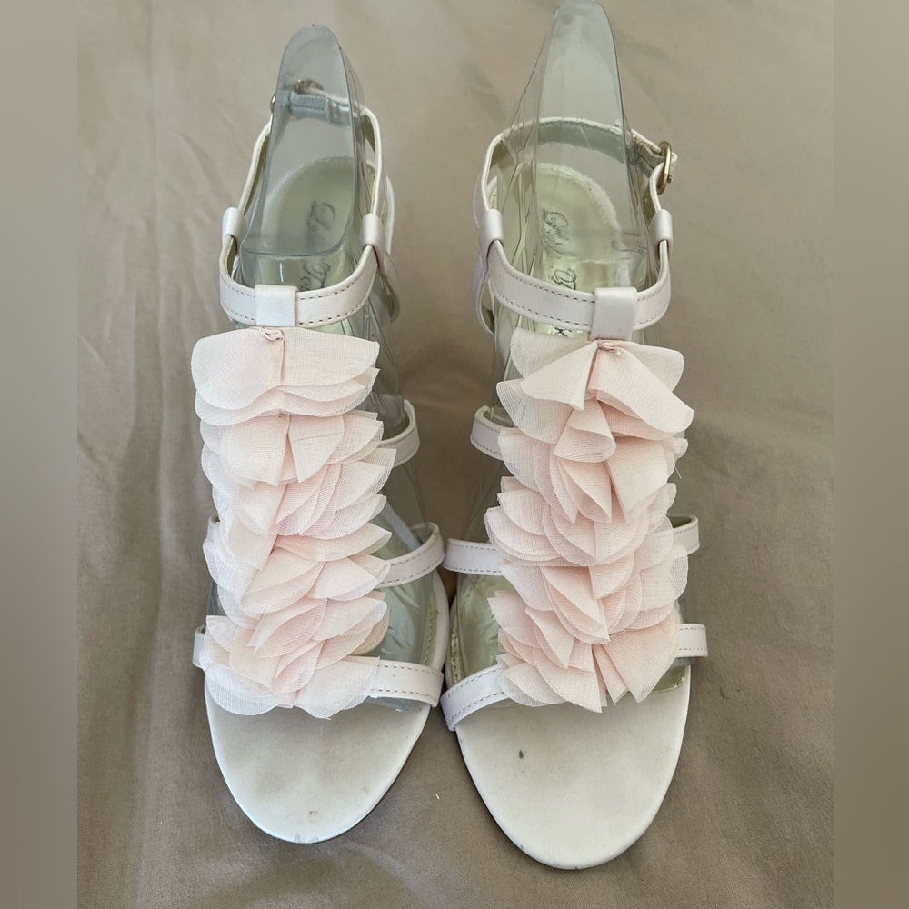 Ruffle Heels